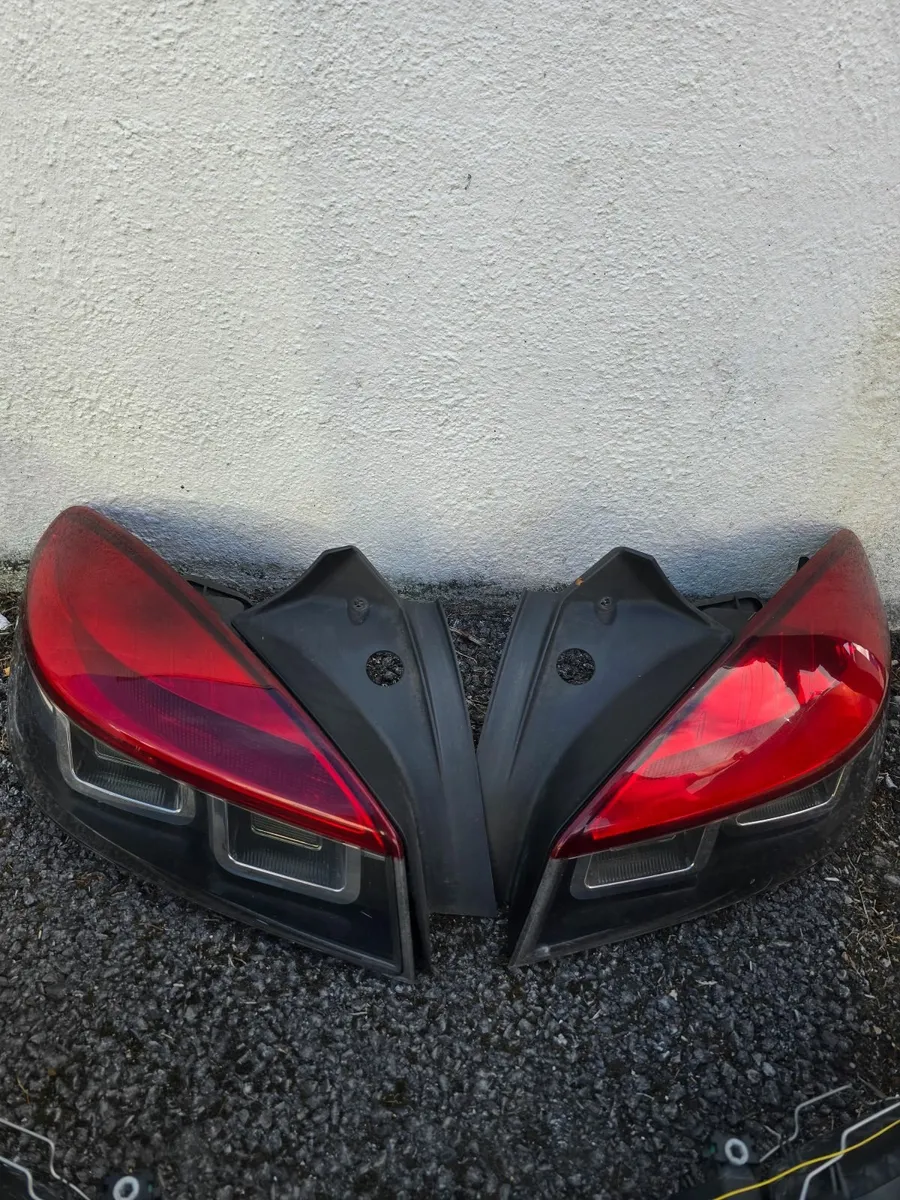 Renault Megane Coupe Lights Full Kit - Image 2