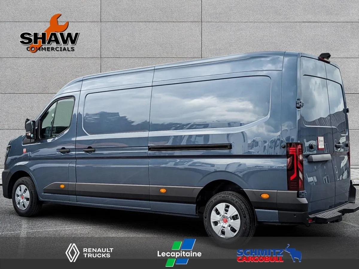Automatic Renault Master L3H2 Blue Grey - Image 3