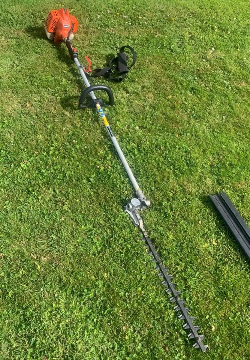 Hitachi hedge trimmer - Image 1