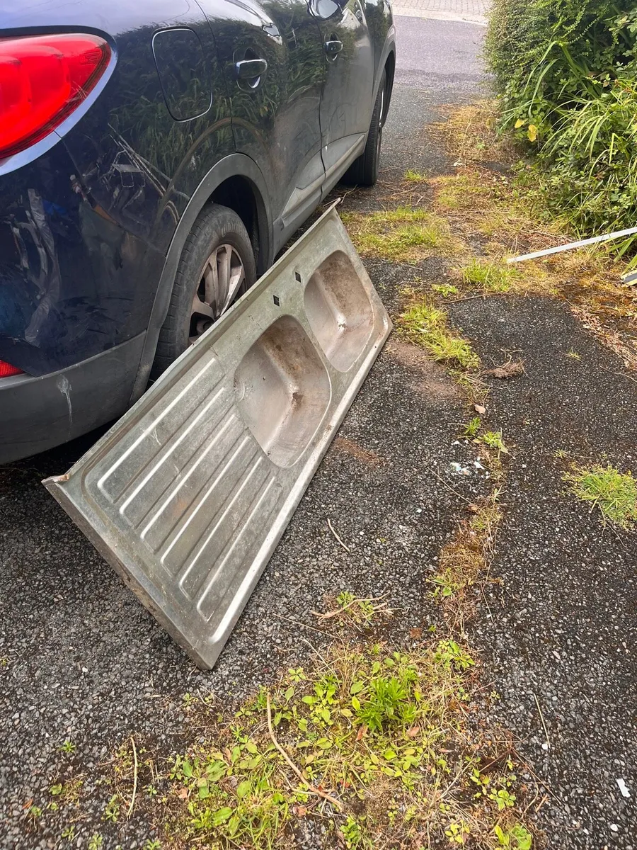 Metal sink - Image 2