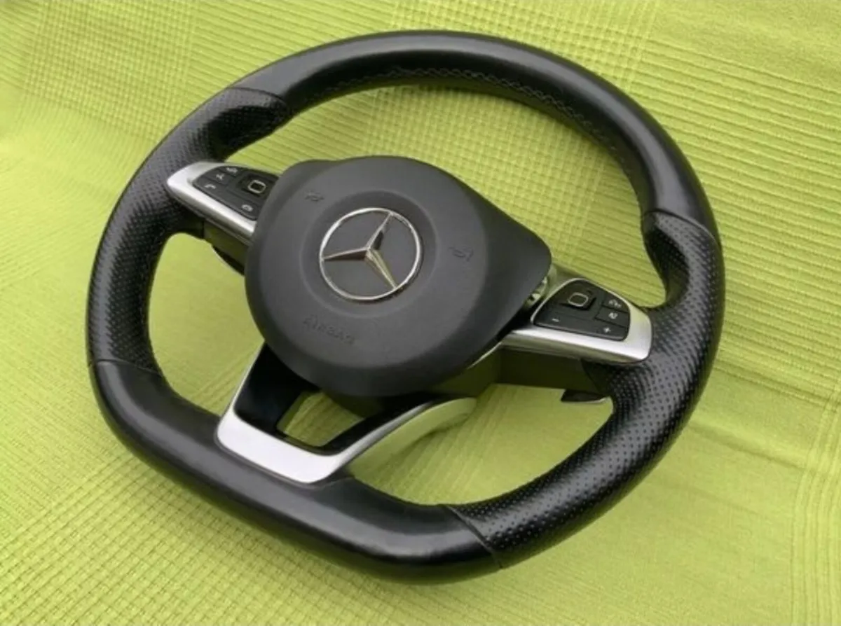 Merceded Benz genuine steering wheel - Image 4