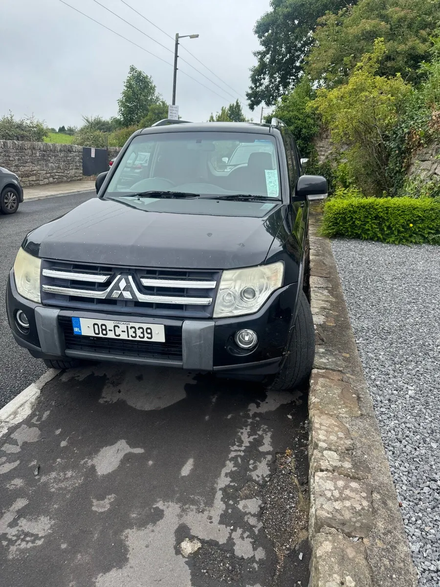 Mitsubishi Pajero - Image 1