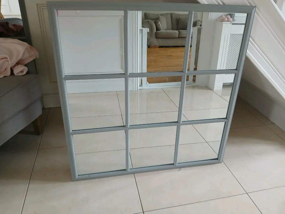 Mirror - Image 1