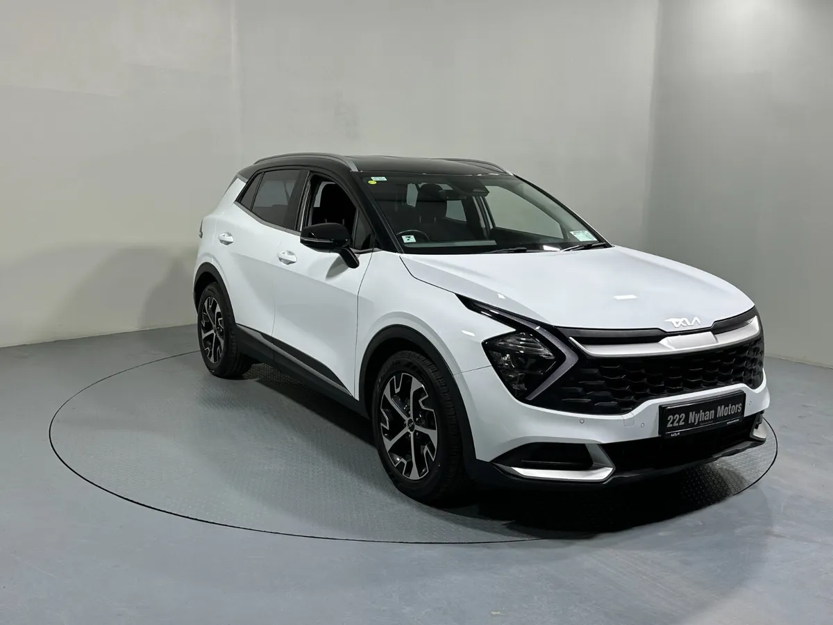Kia Sportage K3 2 Tone 1.6 Diesel 222 - Image 1
