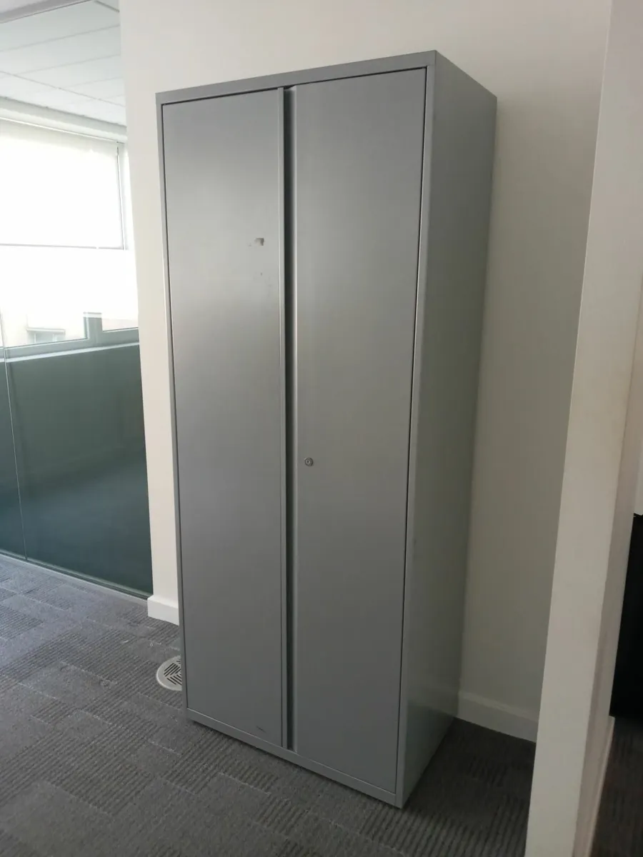 Delivery - 6 x Large Steel Storage Cabinets with S - Image 4