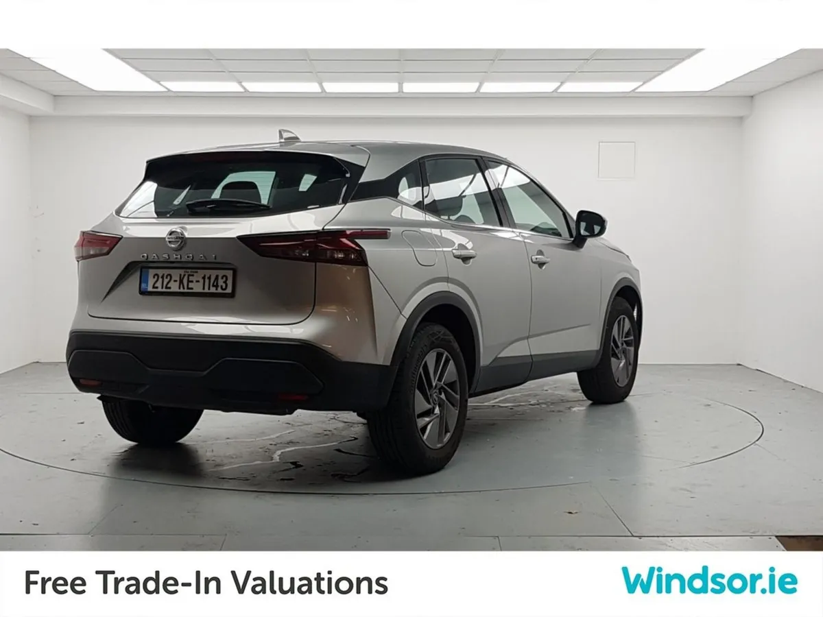 Nissan QASHQAI 1.3 PET Mild Hybrid SV - Image 3