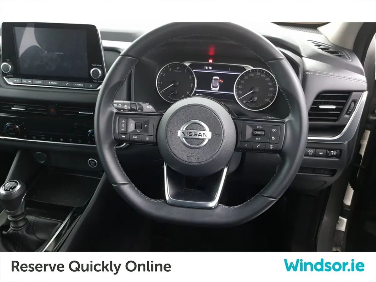 Nissan QASHQAI 1.3 PET Mild Hybrid SV - Image 4