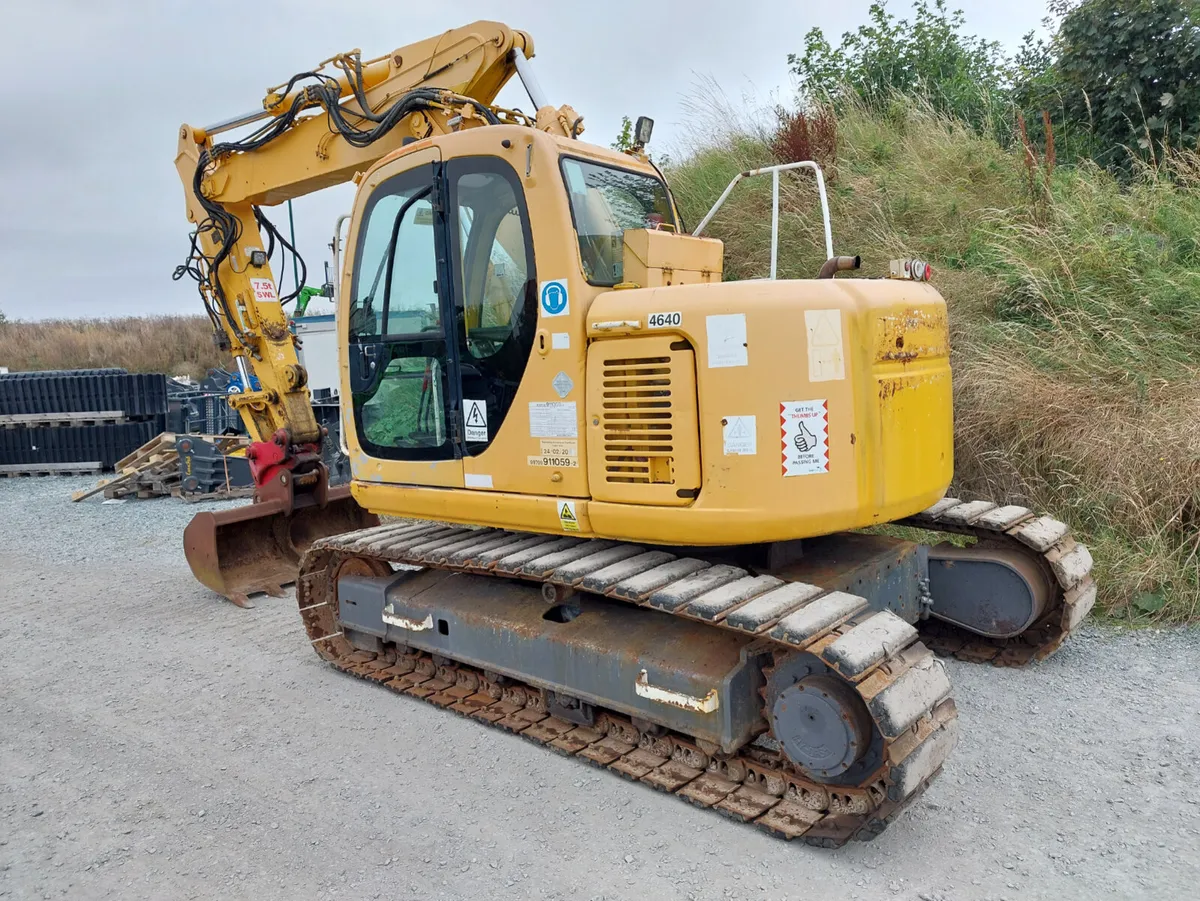 Kobelco SK 135SR - Image 3