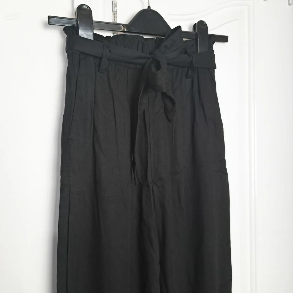 H&M Black Wide Leg Trousers 6UK/34EU Petite - Image 3
