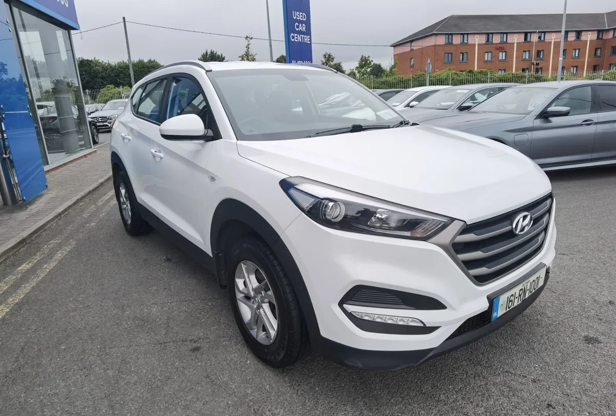 HYUNDAI TUCSON 1.7 COMFORT - Image 3