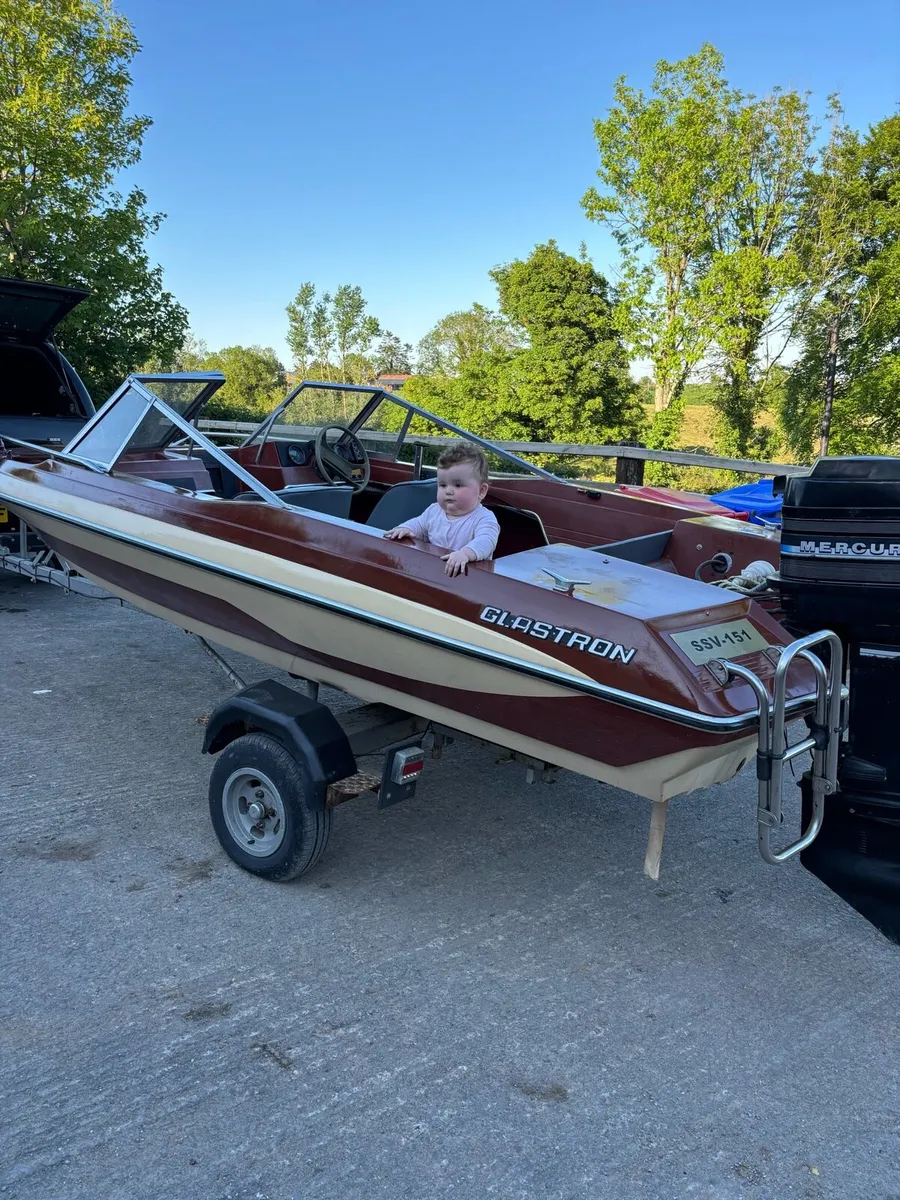 Gastron speed boat