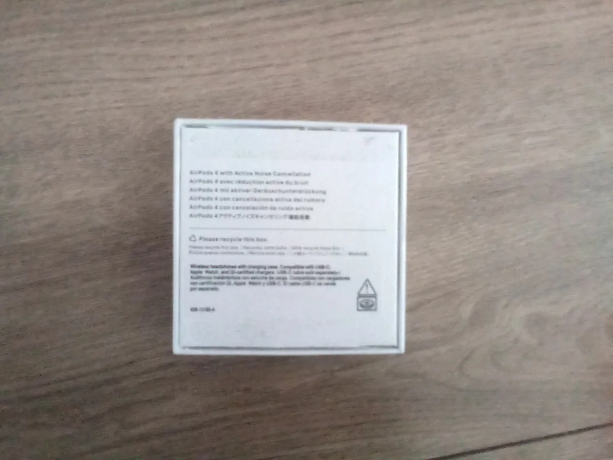 Airpod 4s ANC - Image 4