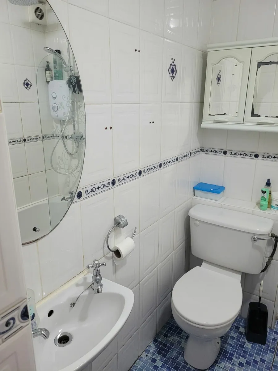 PLUMBER required, Cobh, Co. Cork