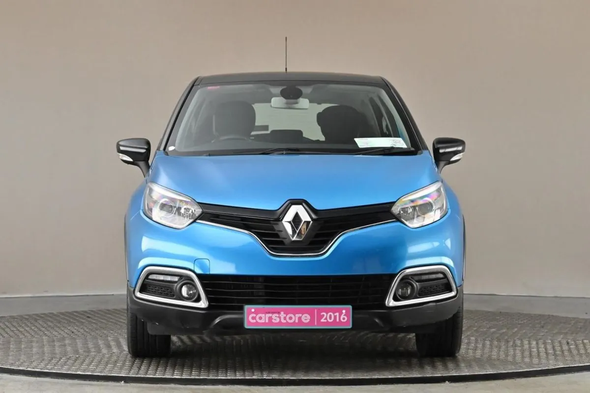 Renault Captur 1.5 DCI 90bhp 5spd Intense  2tone - Image 2