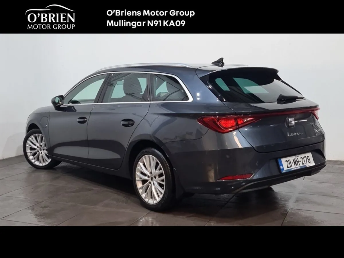SEAT Leon E-hybrid 204hp DSG Xcellence - Image 3