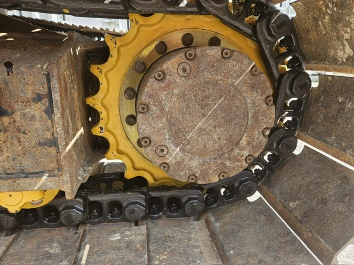Track Solutions @ Undercarriage Ireland - Image 4
