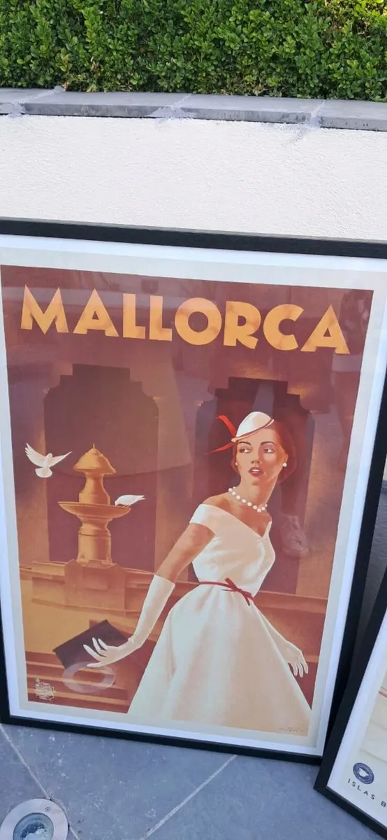 Collectors Posters - Stylish Art Work - Image 2