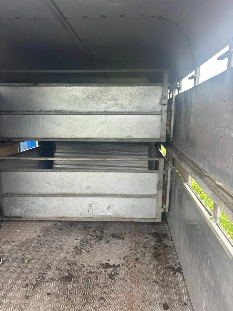 Cowbox - Image 2