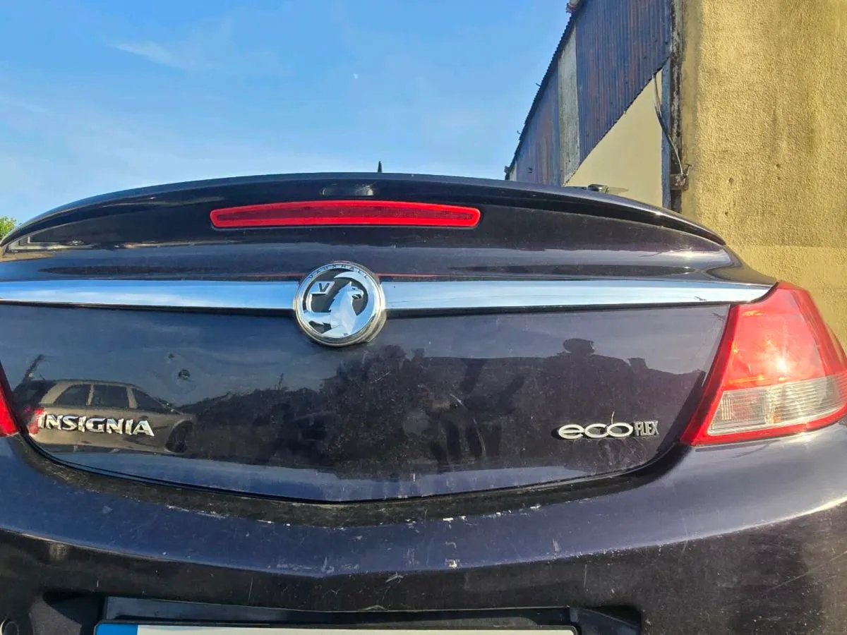 Insignia Vauxhall - Image 4