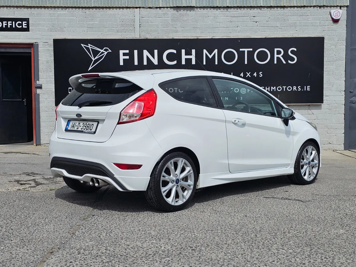 FORD FIESTA ZETEC S LINE // 06/26 NCT - Image 2