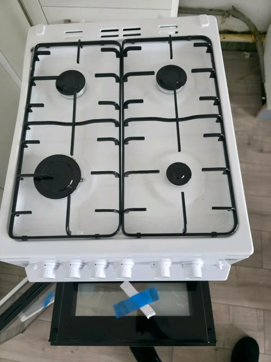 BEKO 50CM FREESTANDING GAS COOKER WHITE - Image 3