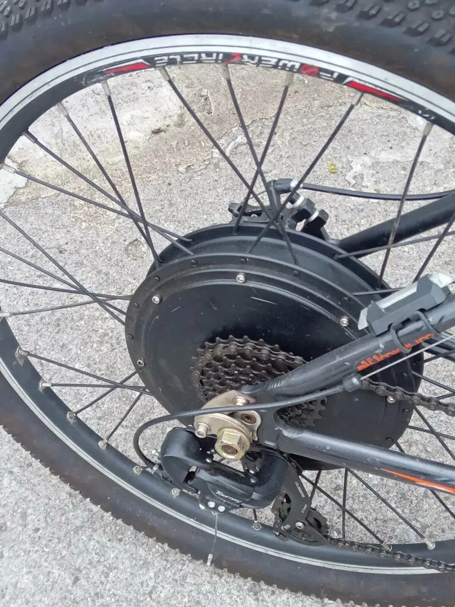 Schwinn Mounting bike 1500 moter good condition - Image 3