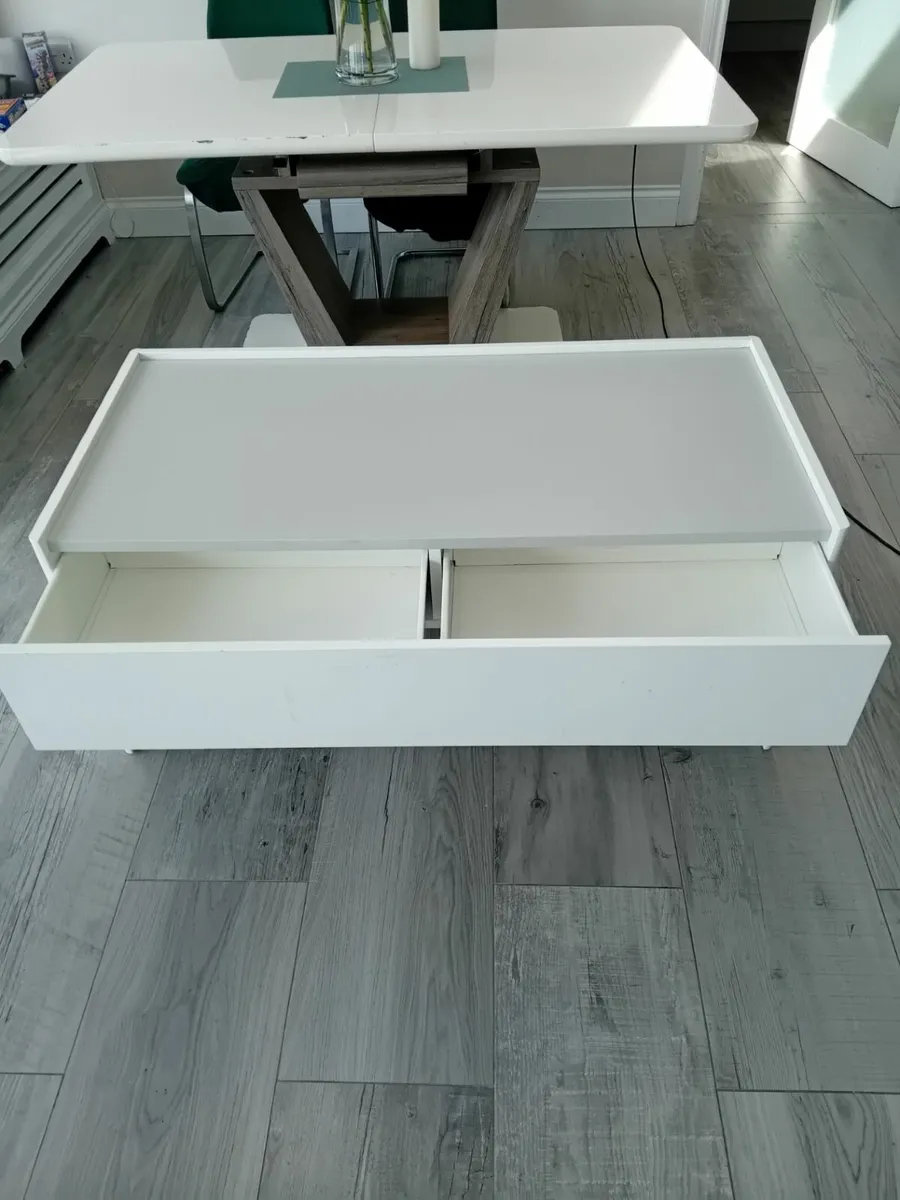 Desk with a drawer - Image 2