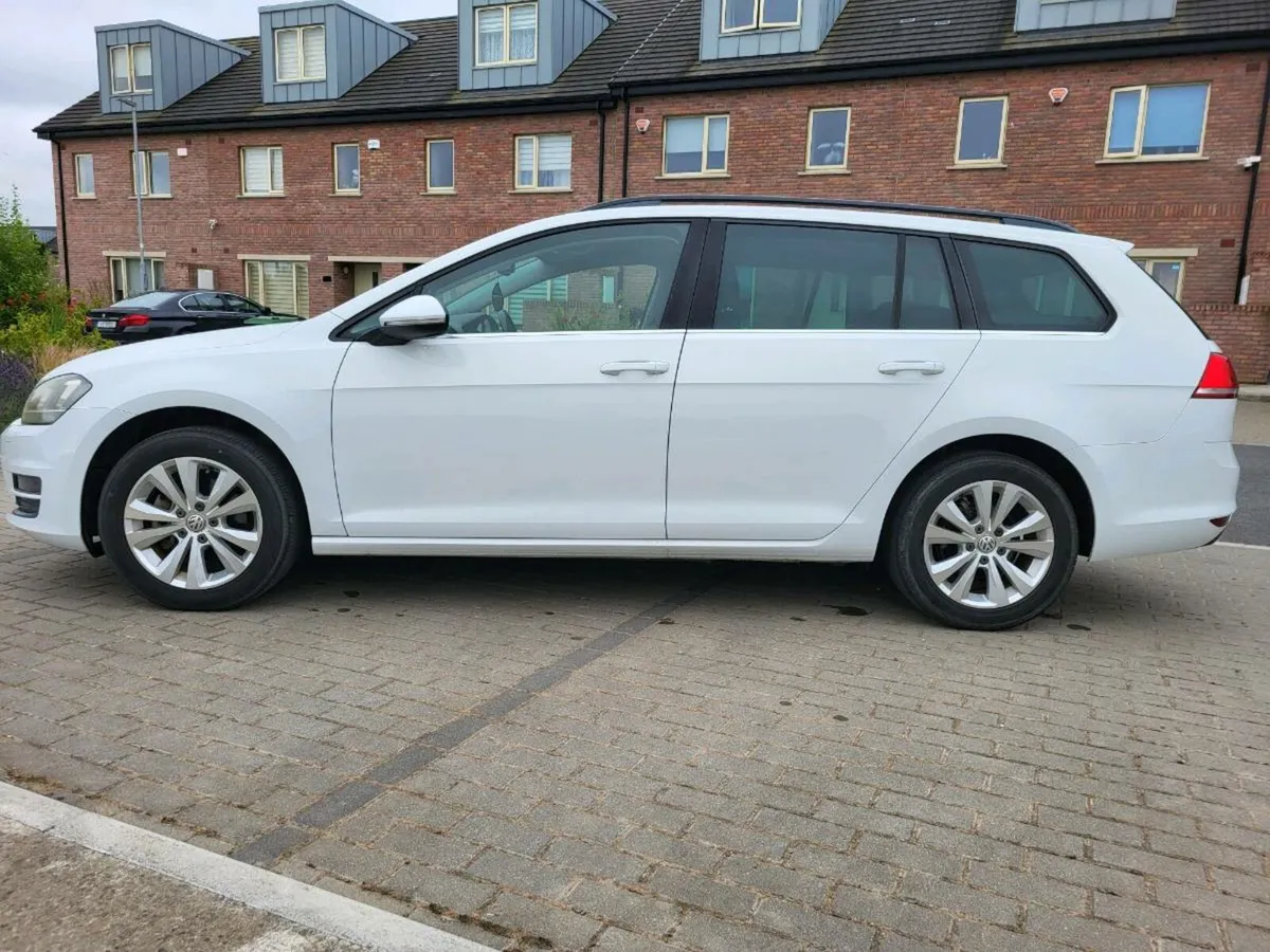 Volkswagen Golf - 1.2 TSI low miles 44K - Image 3