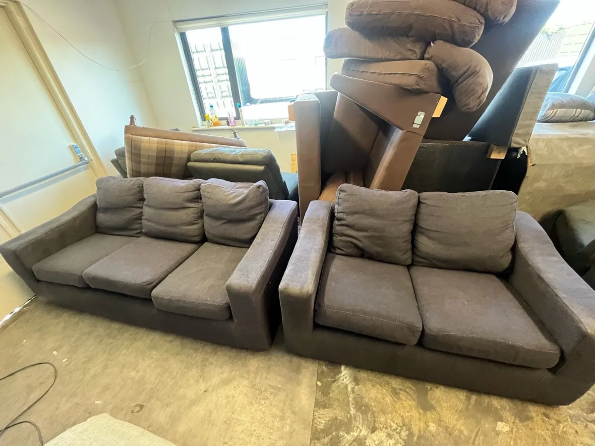 Grey 3+2 sofa set delivery available - Image 1