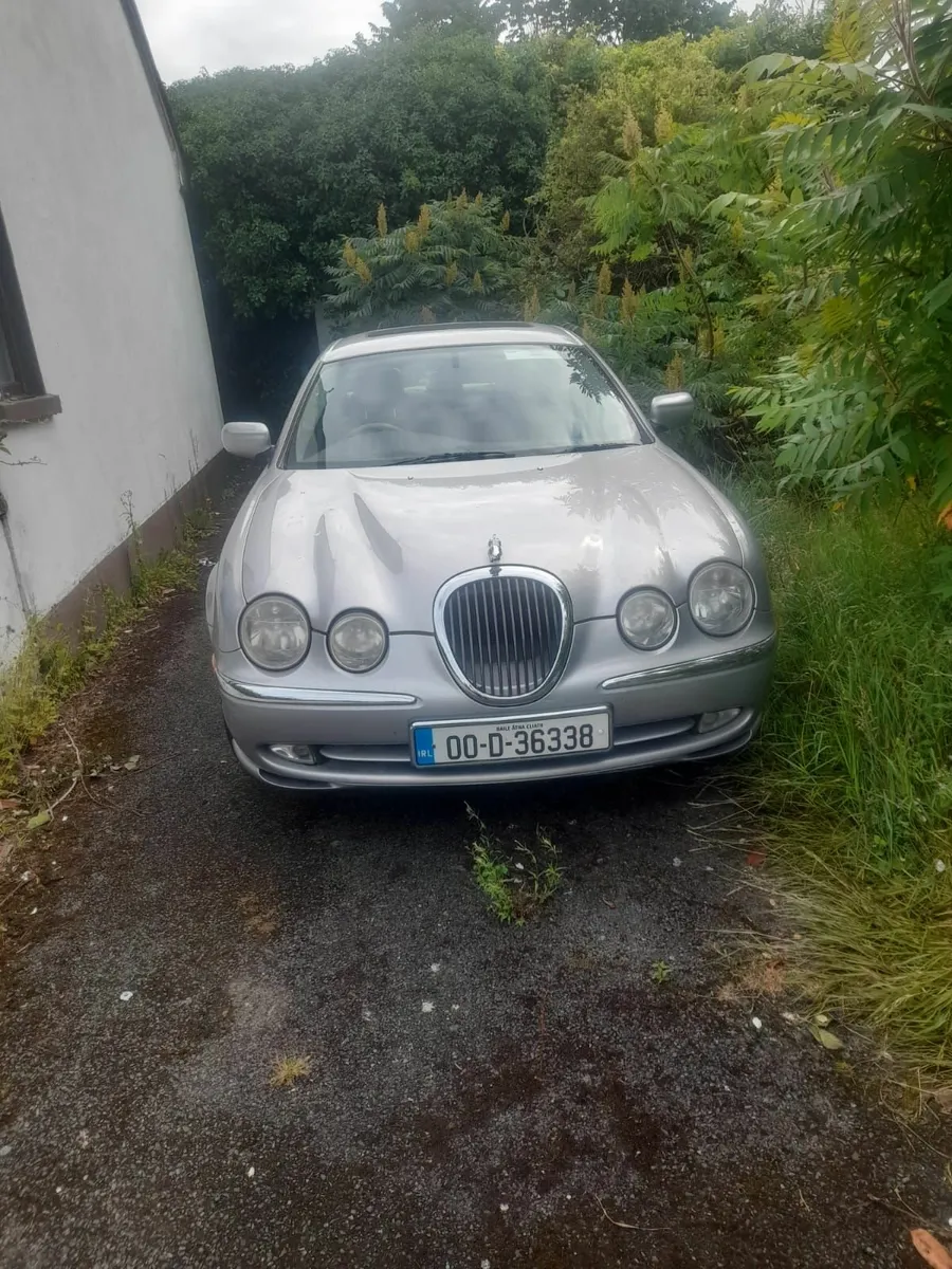 Jaguar S-Type 2000 - Image 1