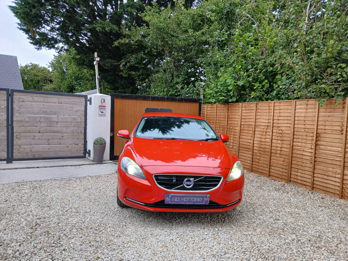 🆕️2013 Volvo V40 1.6 Petrol Auto High Spec🆕️ - Image 2