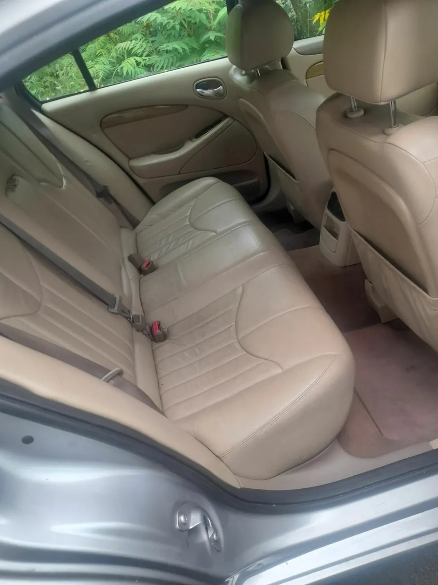 Jaguar S-Type 2000 - Image 3