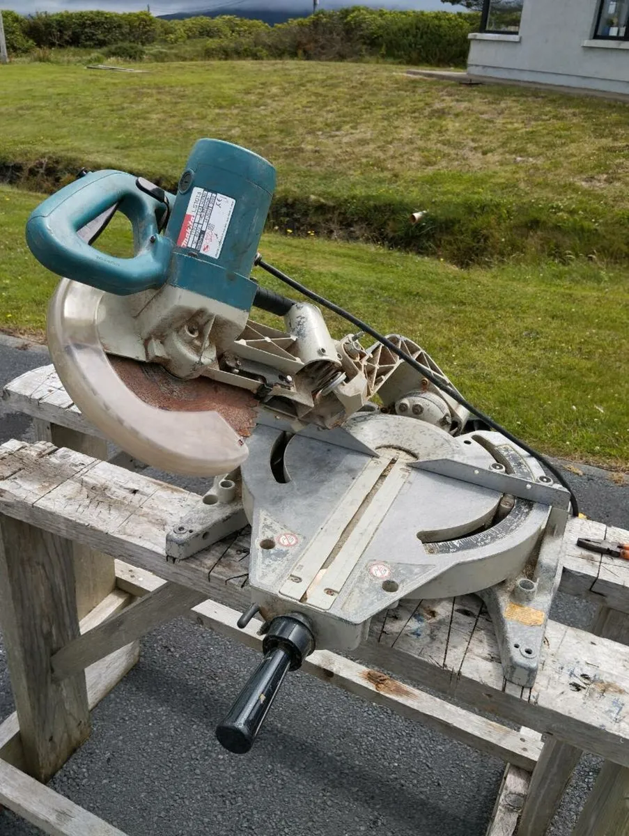 Makita chop saw - Image 1