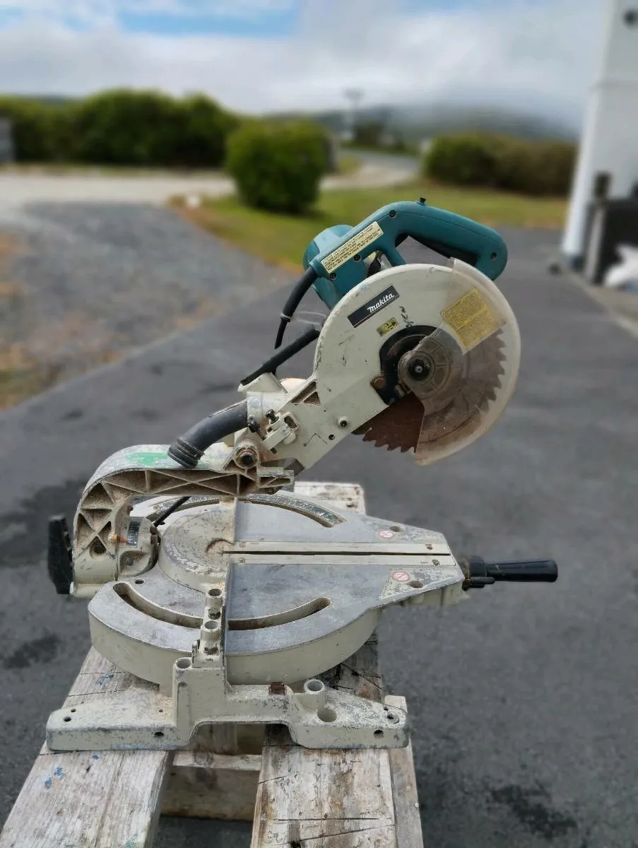 Makita chop saw - Image 4