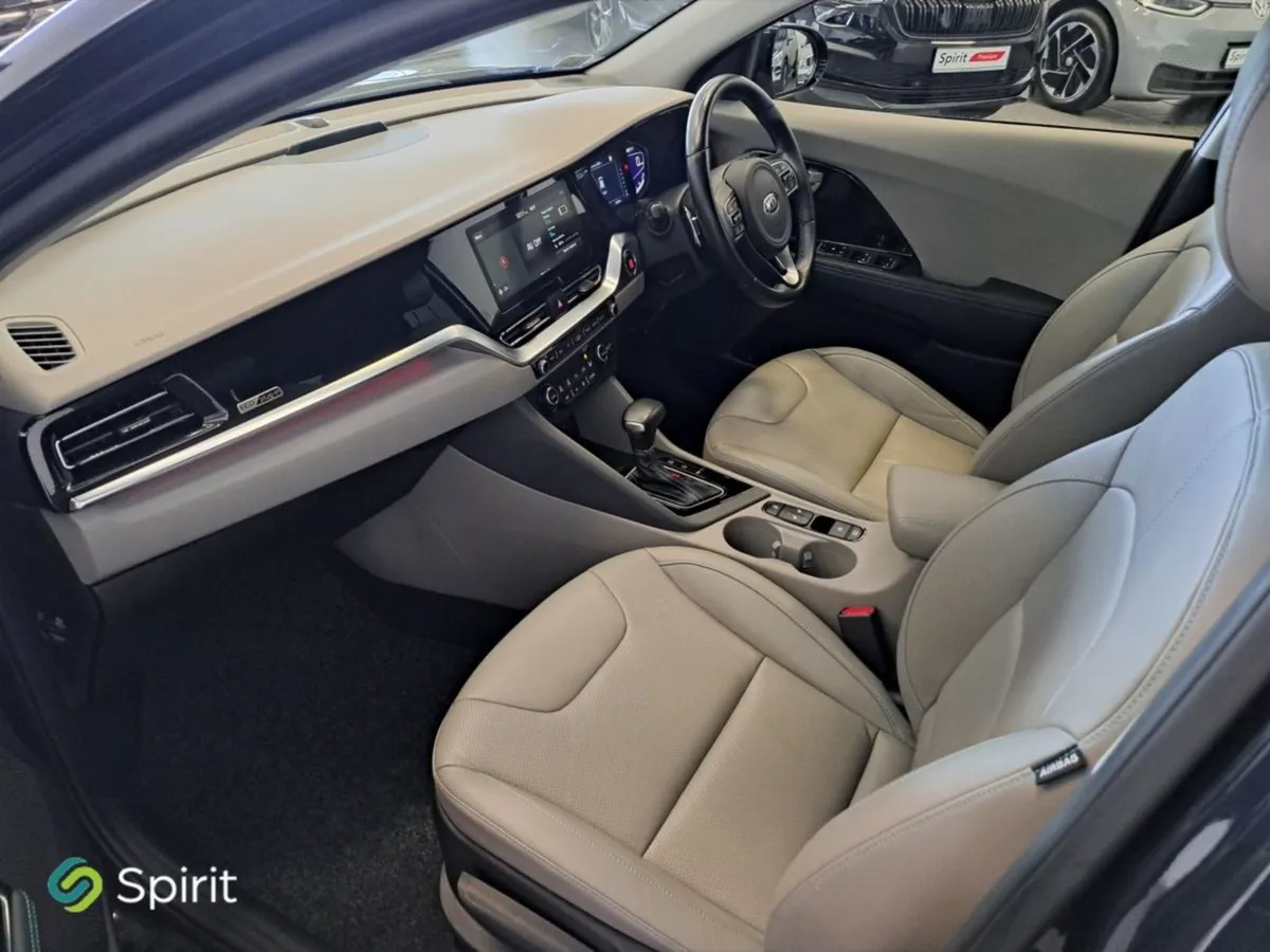 Kia Niro 1.6 Plug-in GDI  call John 086 1913954 - Image 4