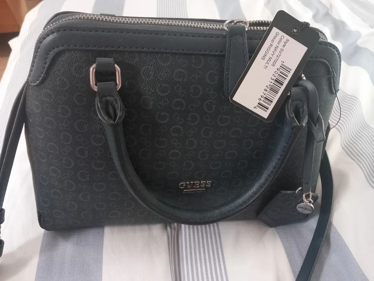 Guess handbag - Image 1