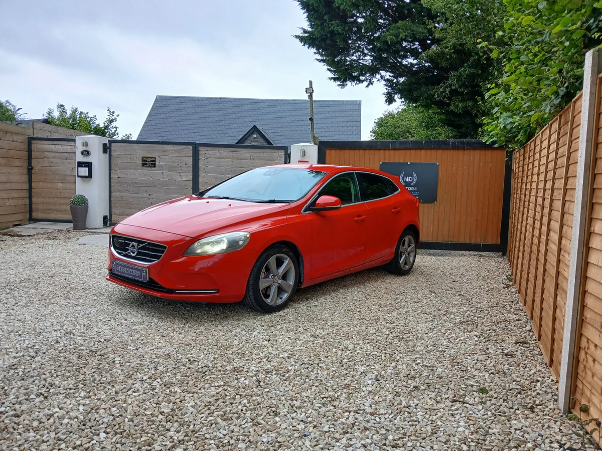 🆕️2013 Volvo V40 1.6 Petrol Auto High Spec🆕️ - Image 3