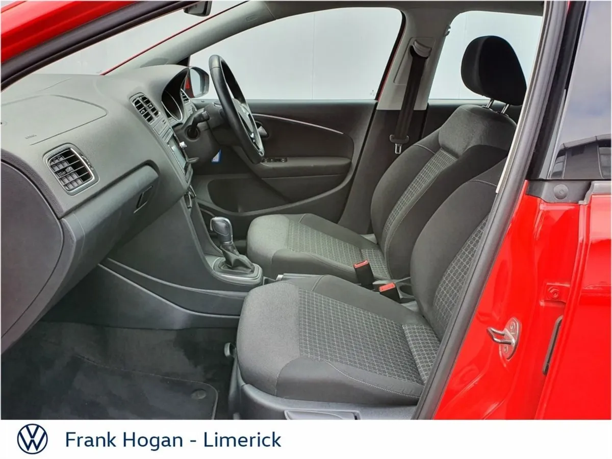 Volkswagen Polo 1.2 TSI 5DR 90hp Comfortline DSG - Image 4