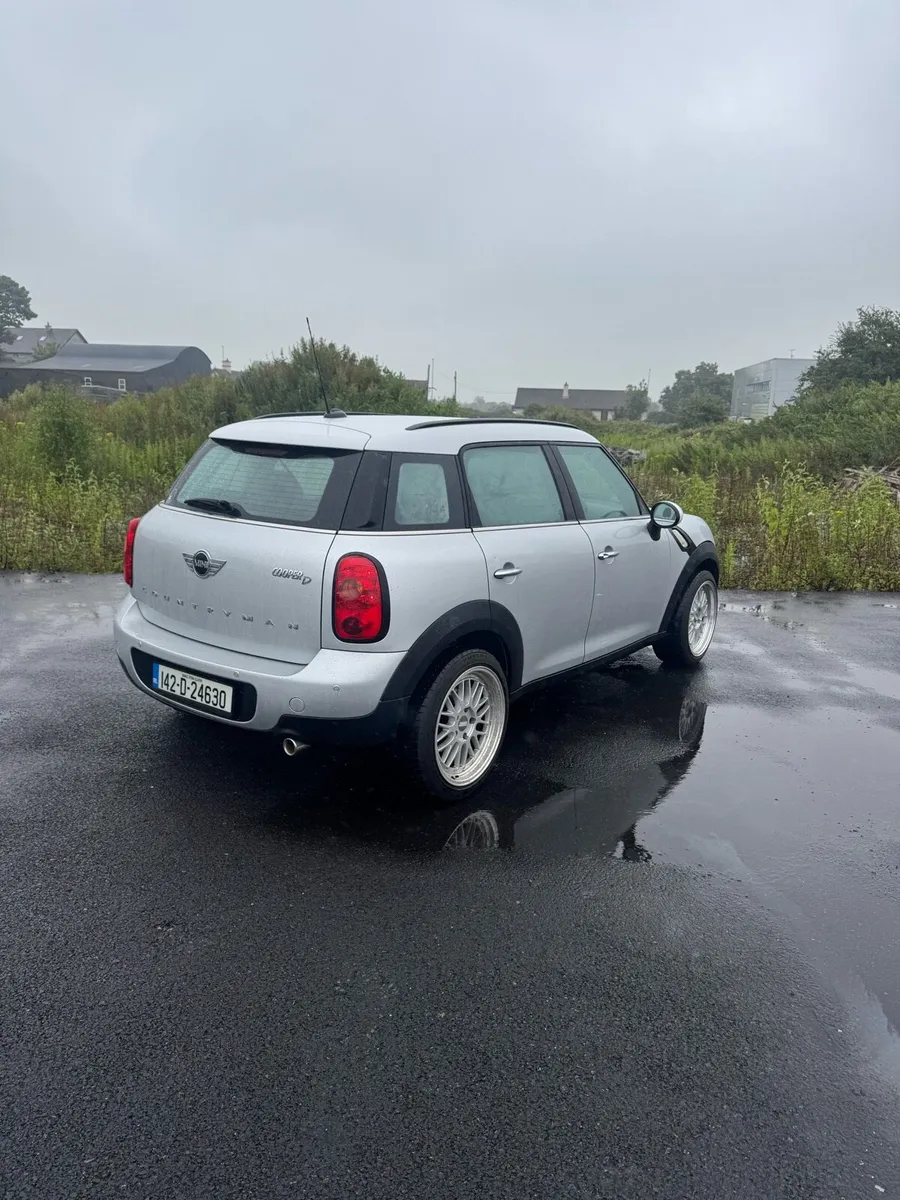 Mini Countryman - Image 3