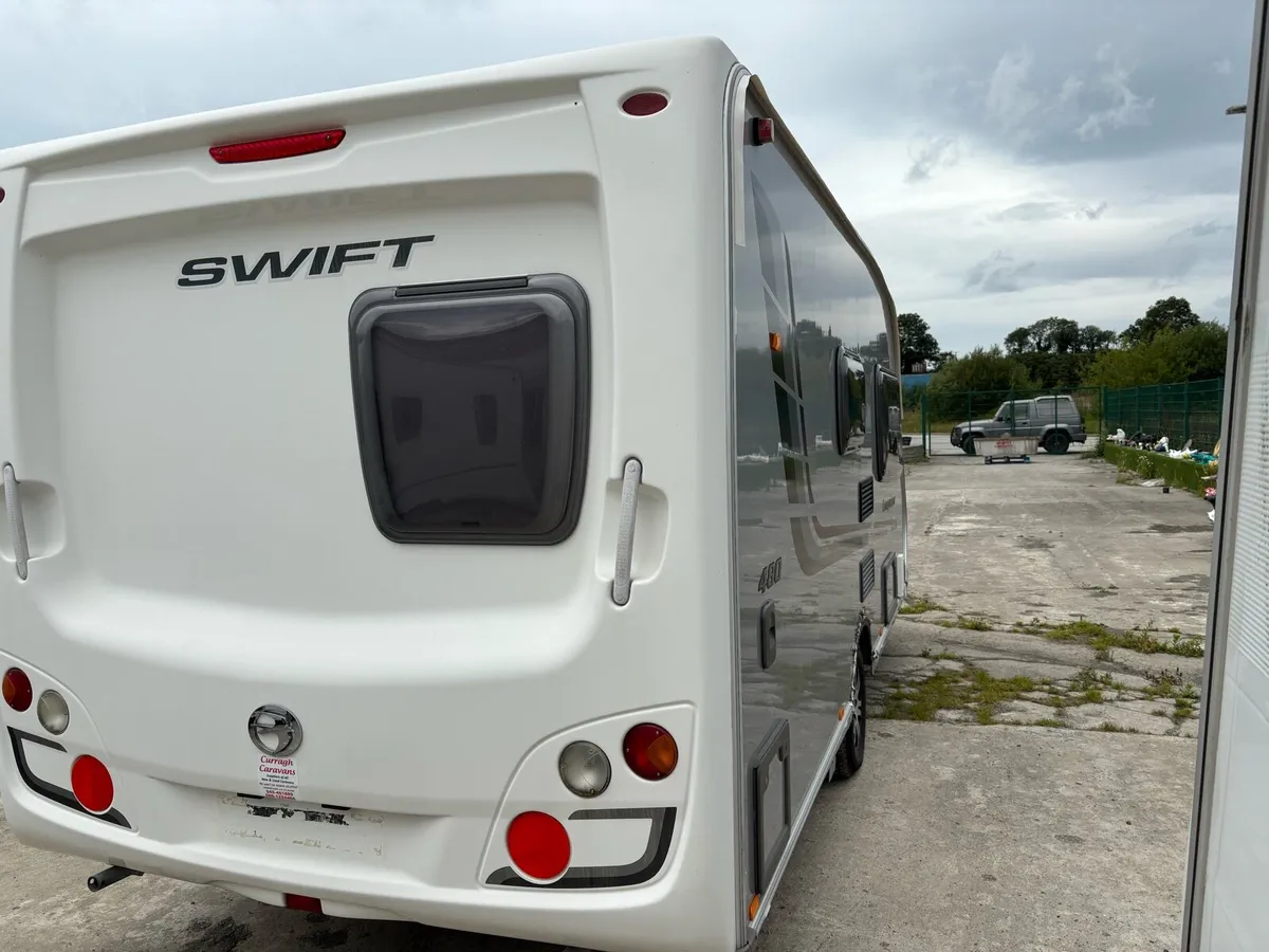 Swift conquer 480 2 berth - Image 3