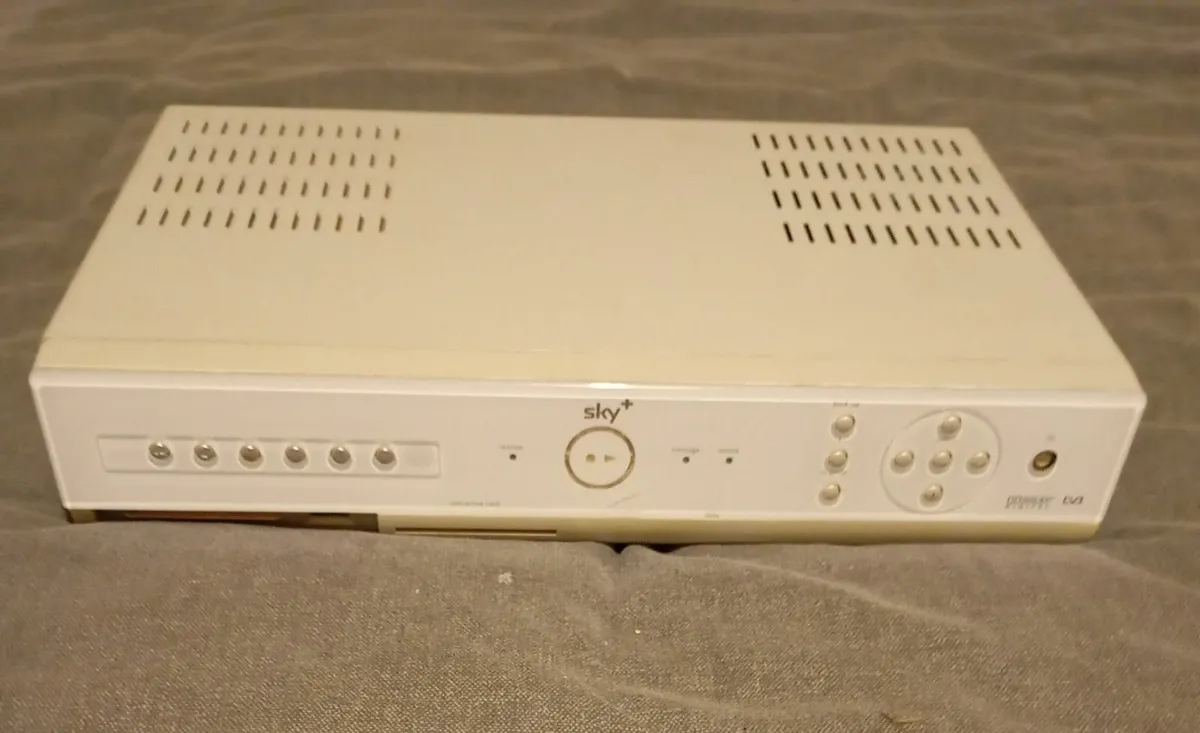 Sky HD Box - Image 2