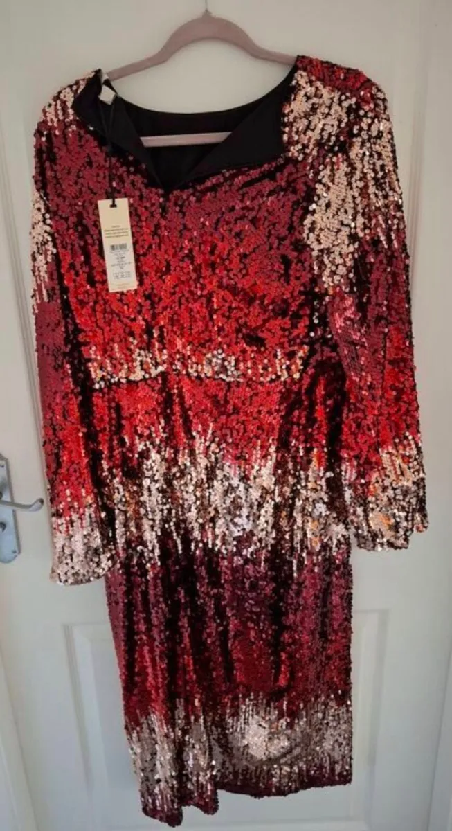 Ladies dress - Image 1