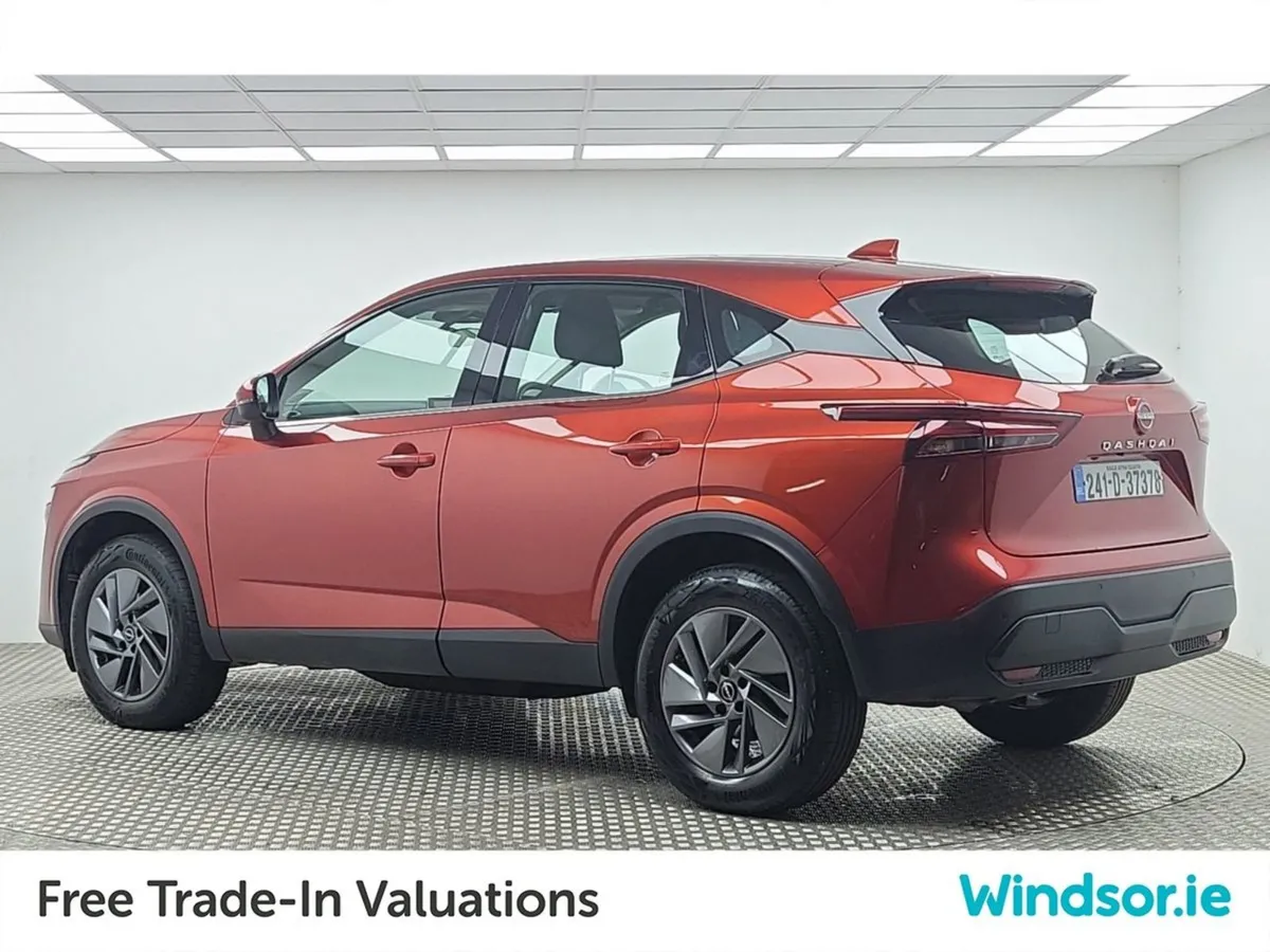 Nissan QASHQAI 1.3 PET Mild Hybrid SV - Image 4