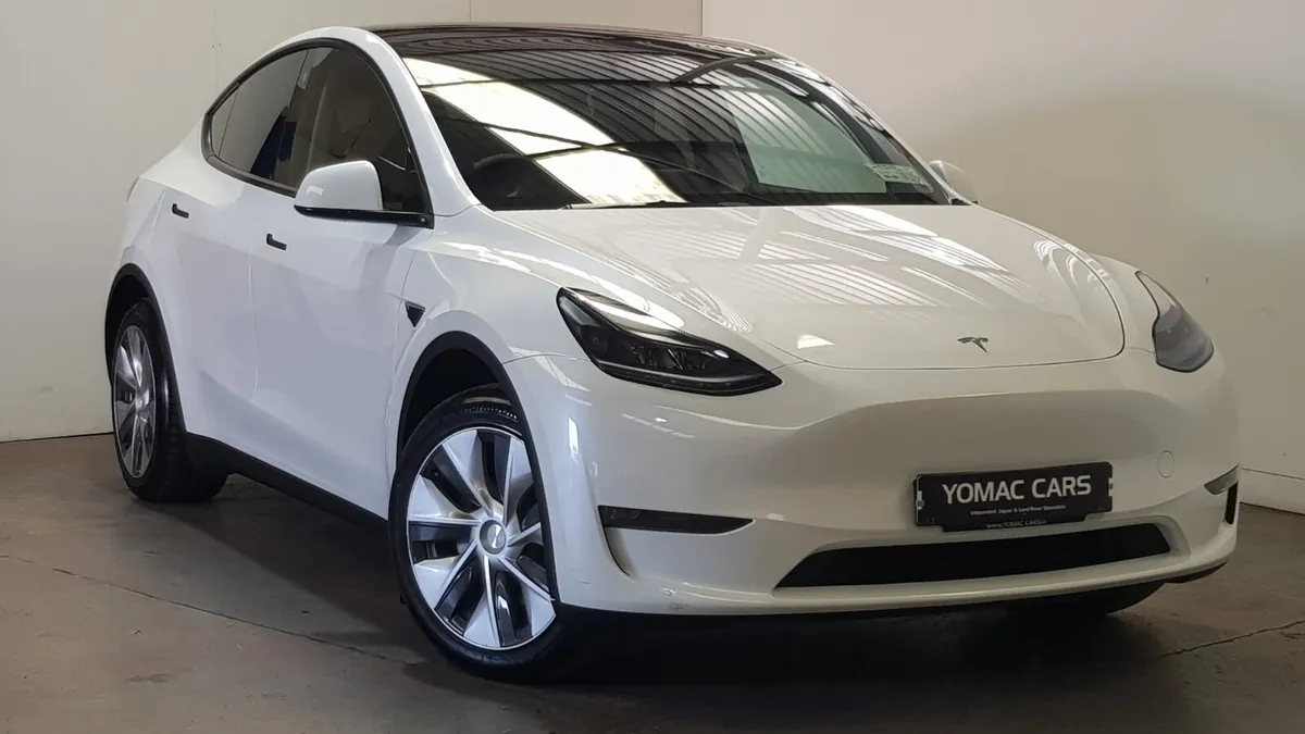 Tesla Model Y LONG RANGE AWD - 1 OWNER 2023 - Image 3