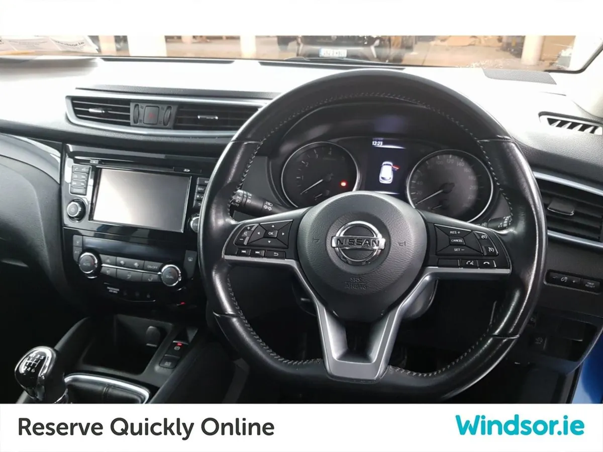 Nissan QASHQAI 1.2 PET SV - Image 4