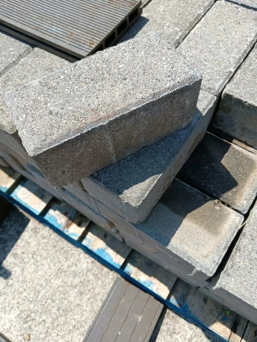 Cobble blocks - Image 2