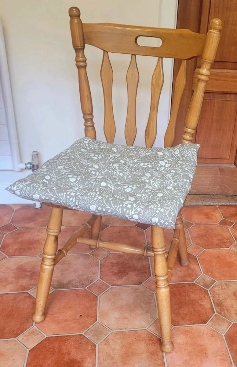 Dining chairs - Image 3