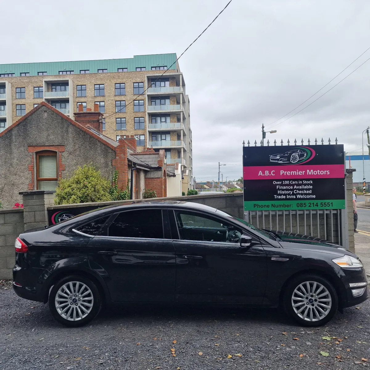Ford Mondeo 2013 Full service history - Image 4