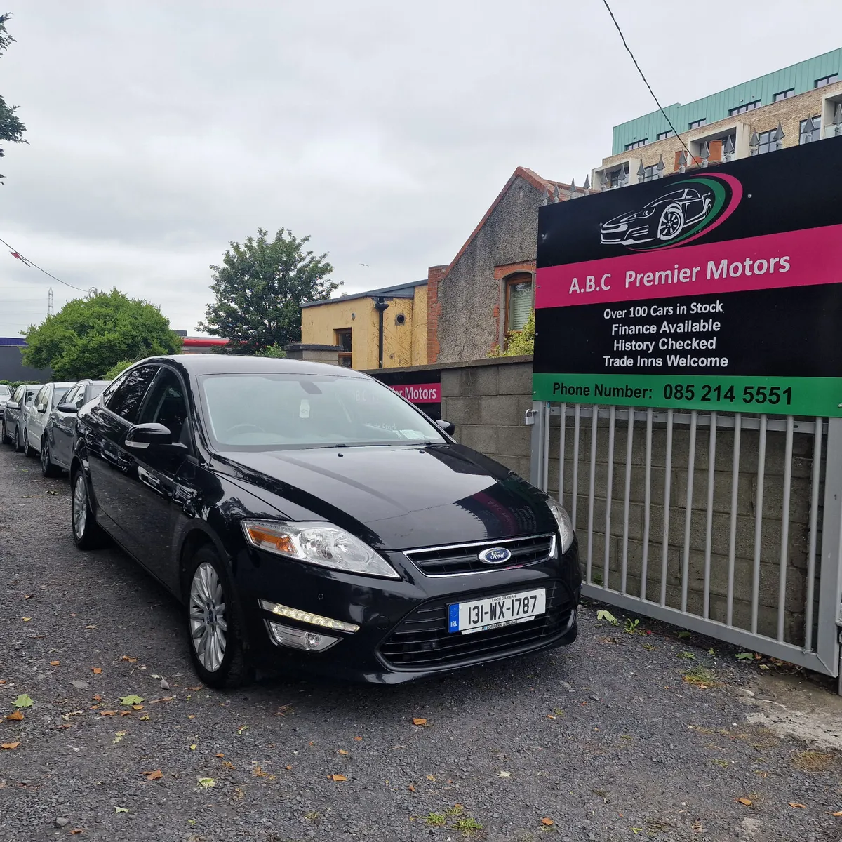 Ford Mondeo 2013 Full service history - Image 1