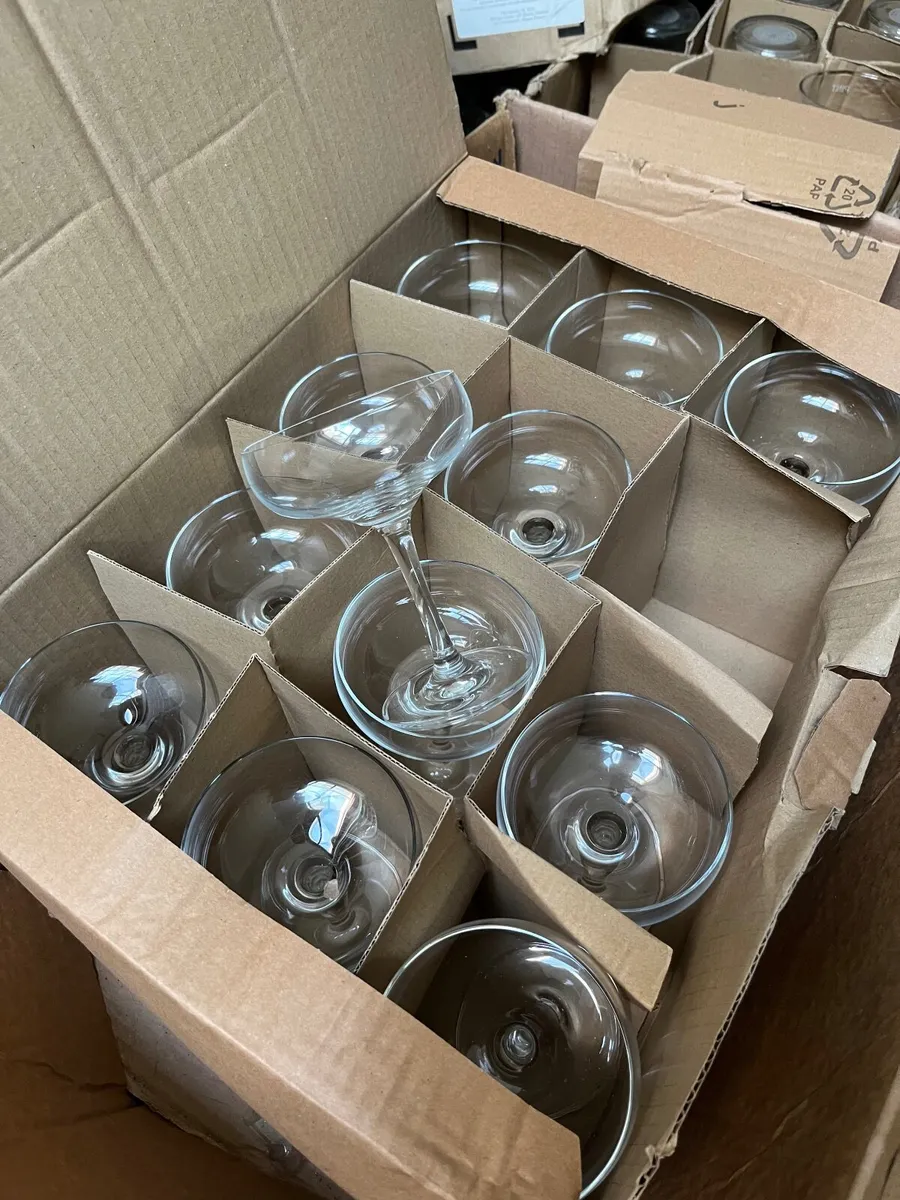 Pint glasses - Image 2